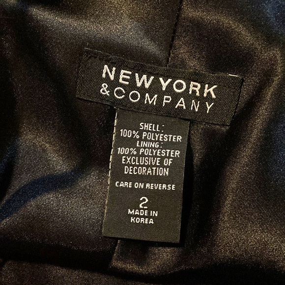New York & Company beautiful floral dress! - Picture 3 of 4